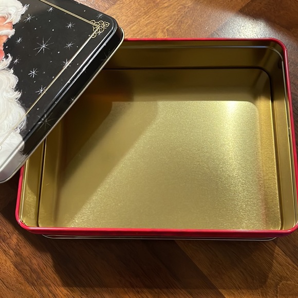 VINTAGE (2001 EDITION) MILKY WAY JOLLY SANTA RECTANGLE METAL CANISTER - EMPTY - Picture 5 of 11